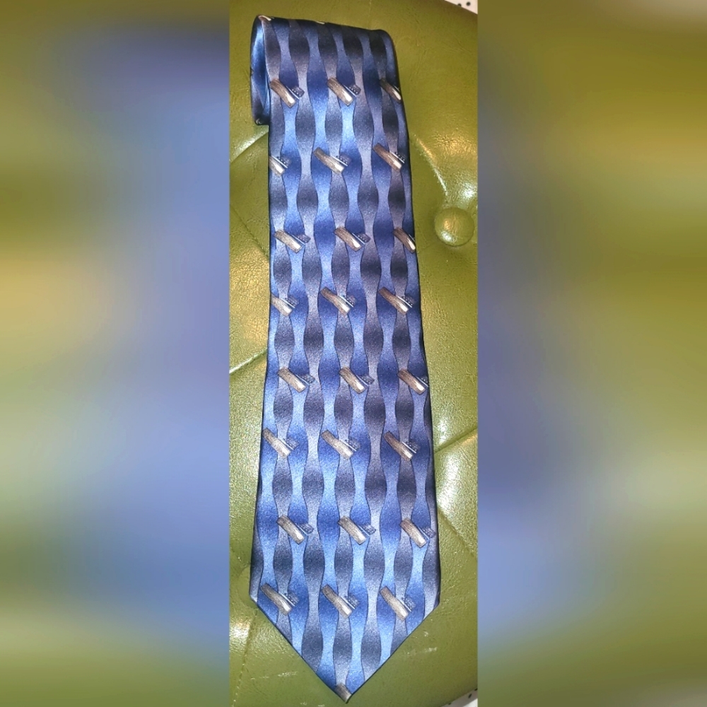 GEORGE MACHADO NECK TIE